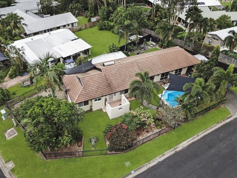 38-40 Bramble Street, Clifton Beach QLD 4879