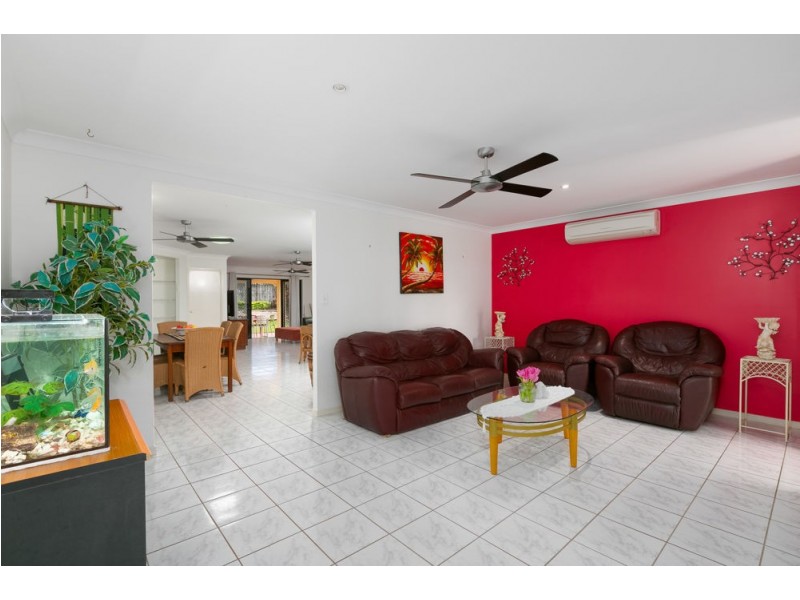 28 Fitzmaurice Drive, Bentley Park QLD 4869