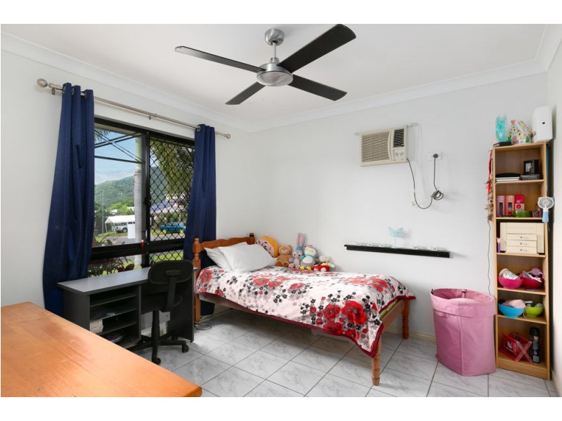 28 Fitzmaurice Drive, Bentley Park QLD 4869