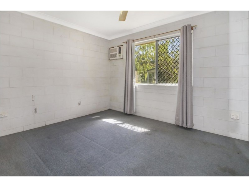 1 Meillion Court, White Rock QLD 4868