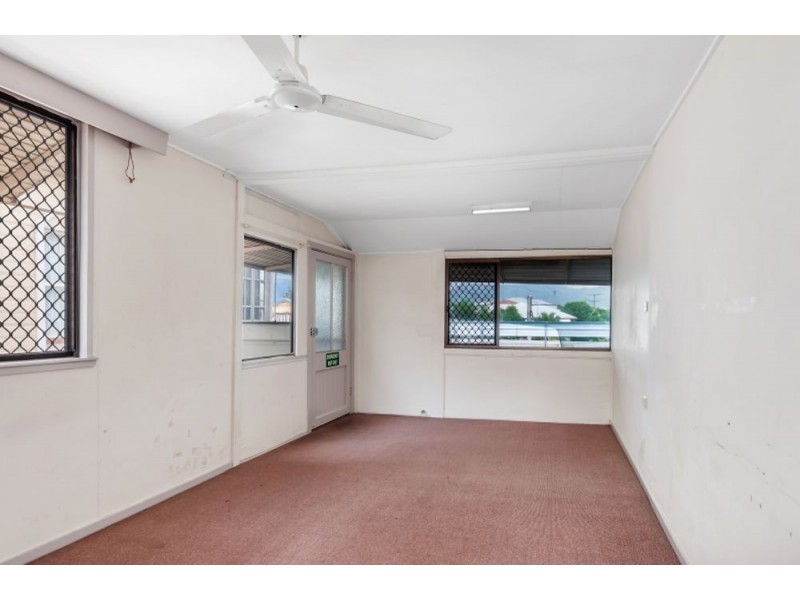 238 Draper Street, Parramatta Park QLD 4870