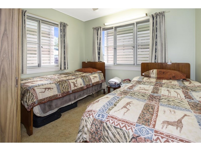 8 Arena Close, Bayview Heights QLD 4868