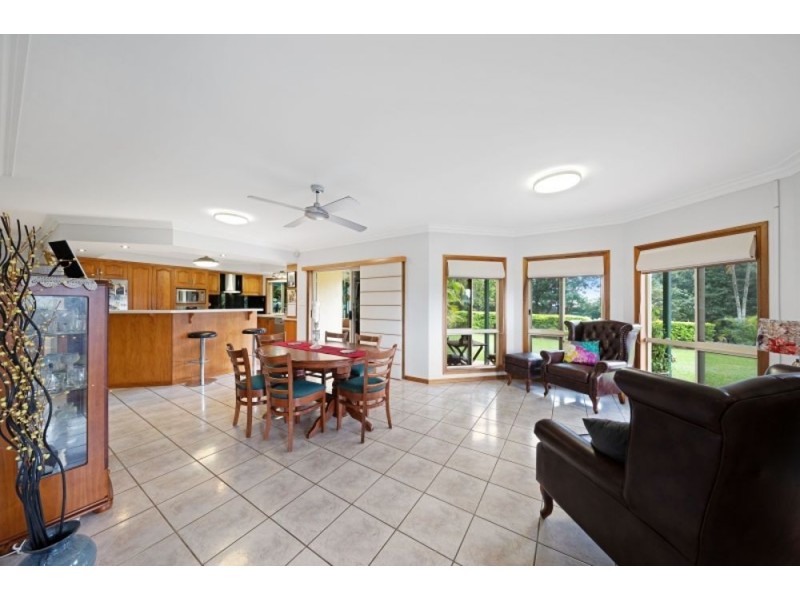 9 Tanganelli Close, Kanimbla QLD 4870