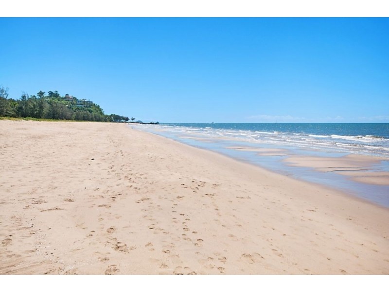 5/61-63 Sims Esplanade, Yorkeys Knob QLD 4878