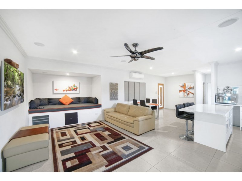 13 Marvin Close, White Rock QLD 4868