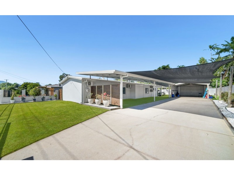 13 Marvin Close, White Rock QLD 4868