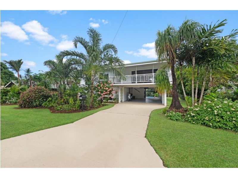 41 Nolan Street, Whitfield QLD 4870