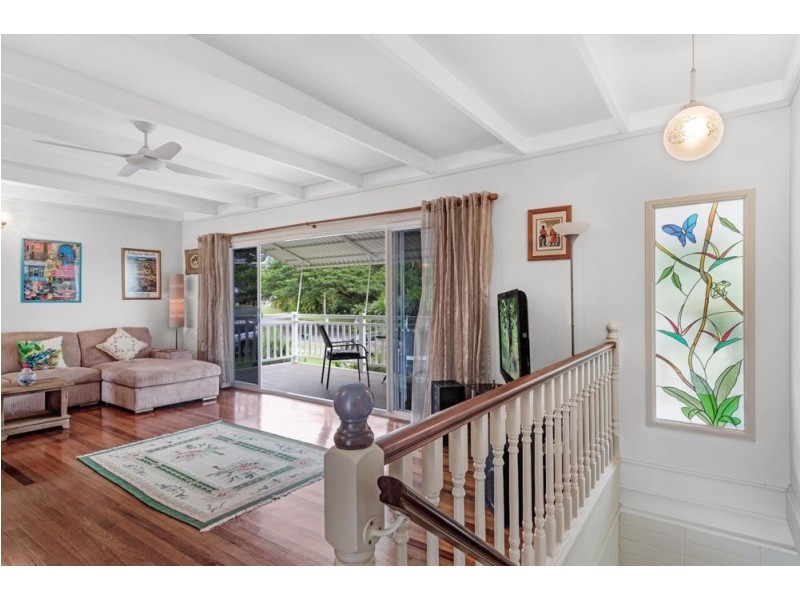41 Nolan Street, Whitfield QLD 4870