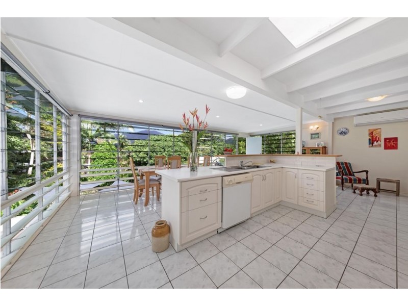 41 Nolan Street, Whitfield QLD 4870