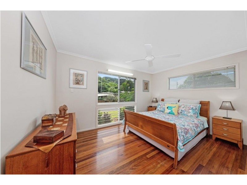 41 Nolan Street, Whitfield QLD 4870