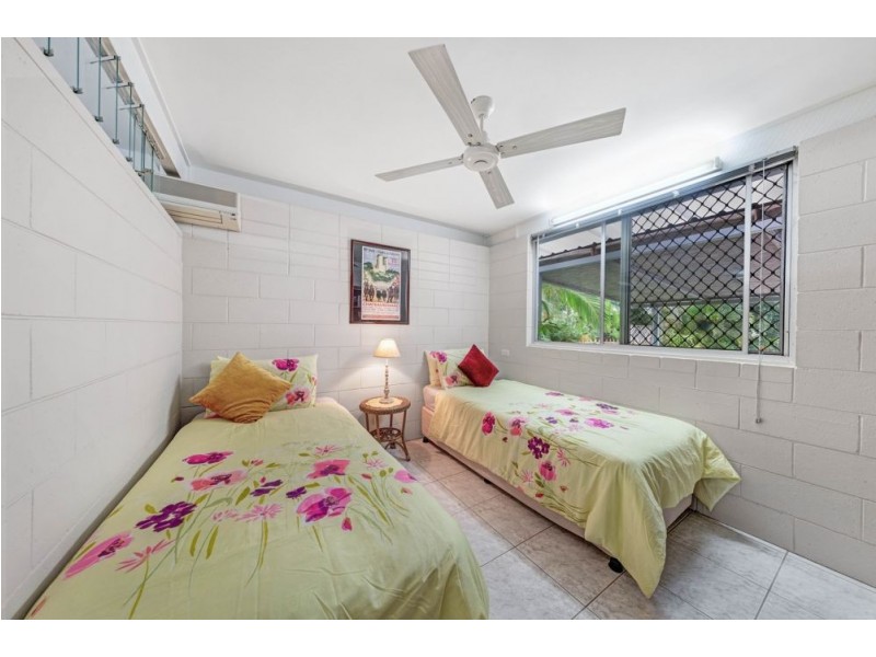 41 Nolan Street, Whitfield QLD 4870