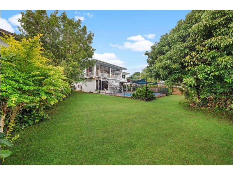 41 Nolan Street, Whitfield QLD 4870