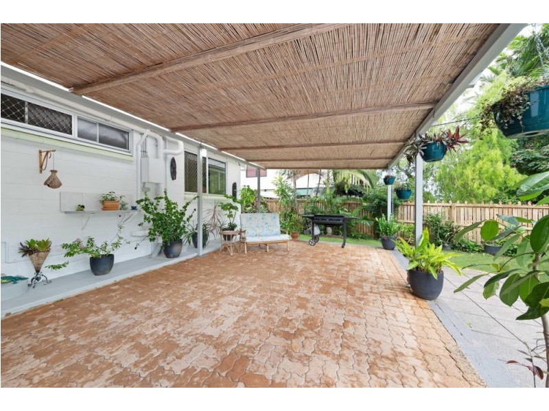 41 Nolan Street, Whitfield QLD 4870