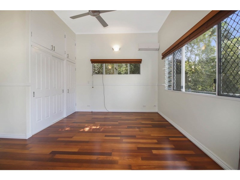 6 Riverview Close, Freshwater QLD 4870
