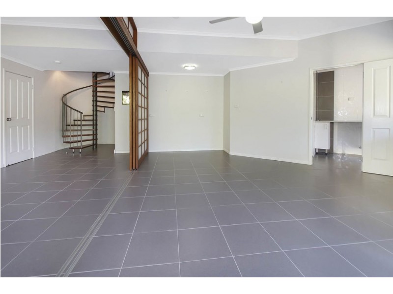 6 Riverview Close, Freshwater QLD 4870