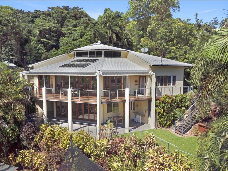 6 Riverview Close, Freshwater QLD 4870