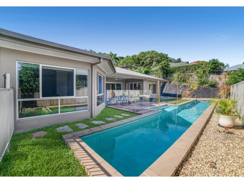 5 Chapel Close, Brinsmead QLD 4870