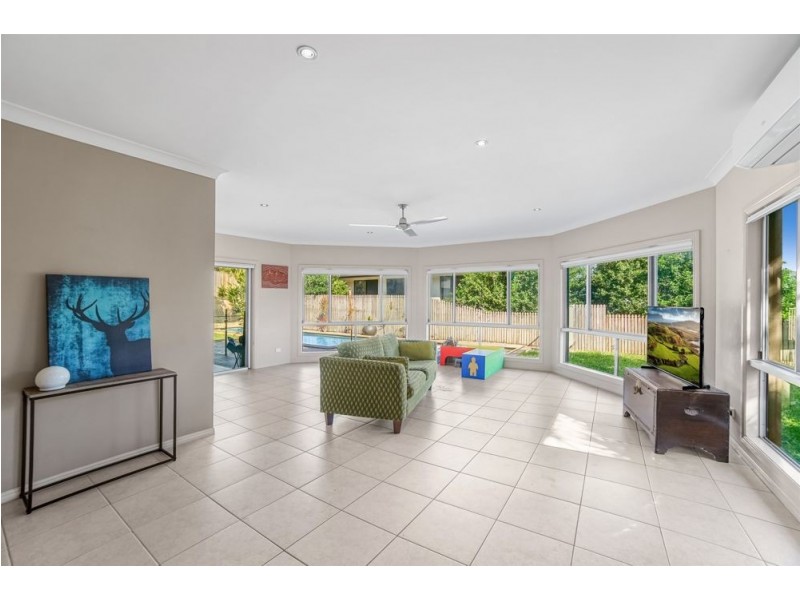 5 Chapel Close, Brinsmead QLD 4870