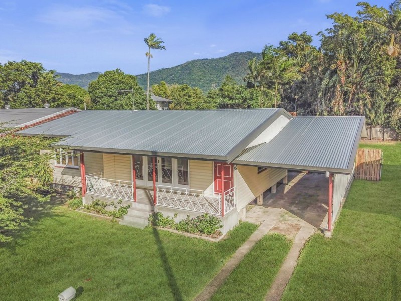 119 English Street, Manunda QLD 4870