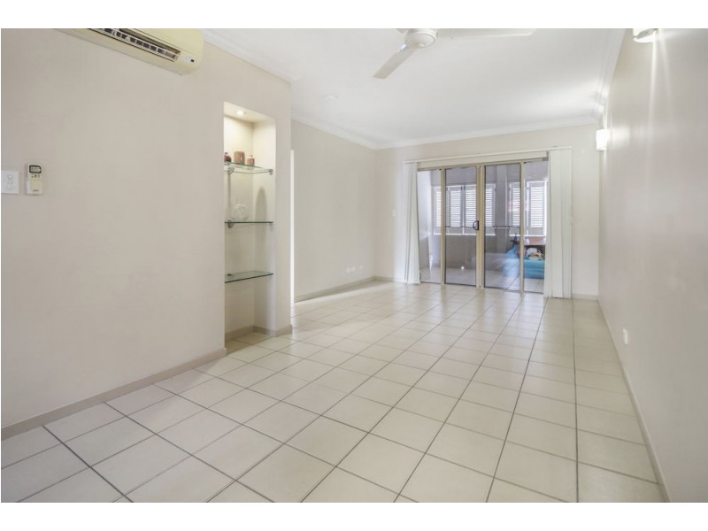 119/22 Ward Street, Mooroobool QLD 4870