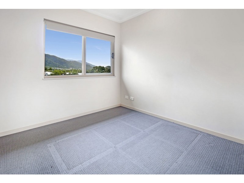 119/22 Ward Street, Mooroobool QLD 4870