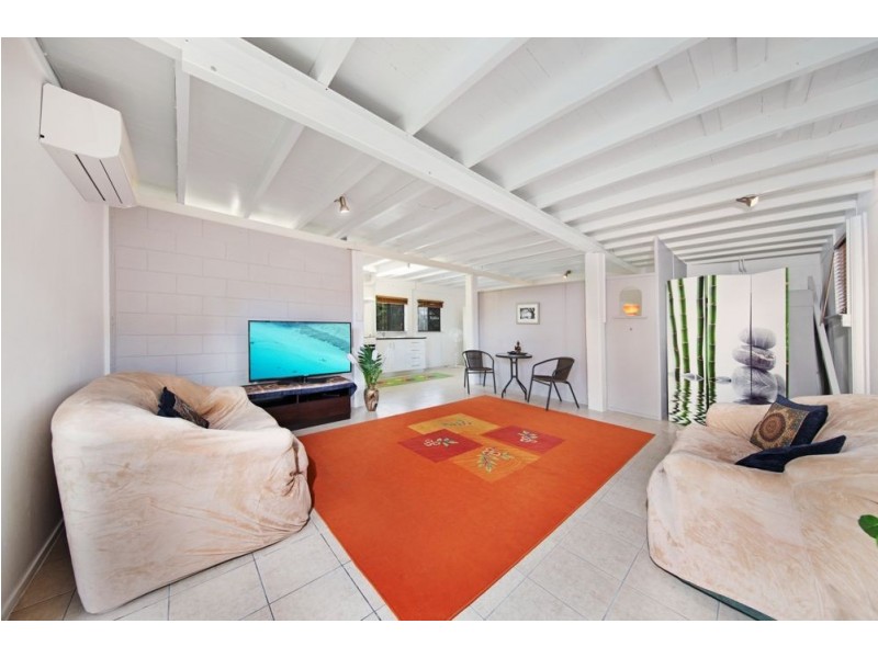 183 Greenslopes Street, Edge Hill QLD 4870