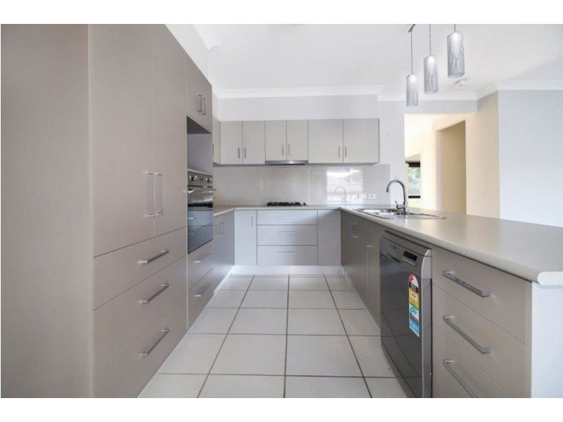 54 MCFARLANE DRIVE, Kanimbla QLD 4870