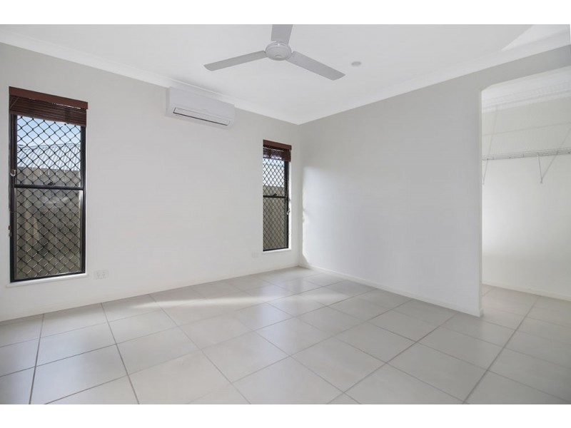 54 MCFARLANE DRIVE, Kanimbla QLD 4870