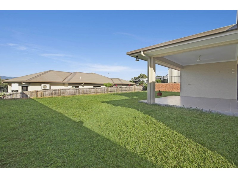 54 MCFARLANE DRIVE, Kanimbla QLD 4870