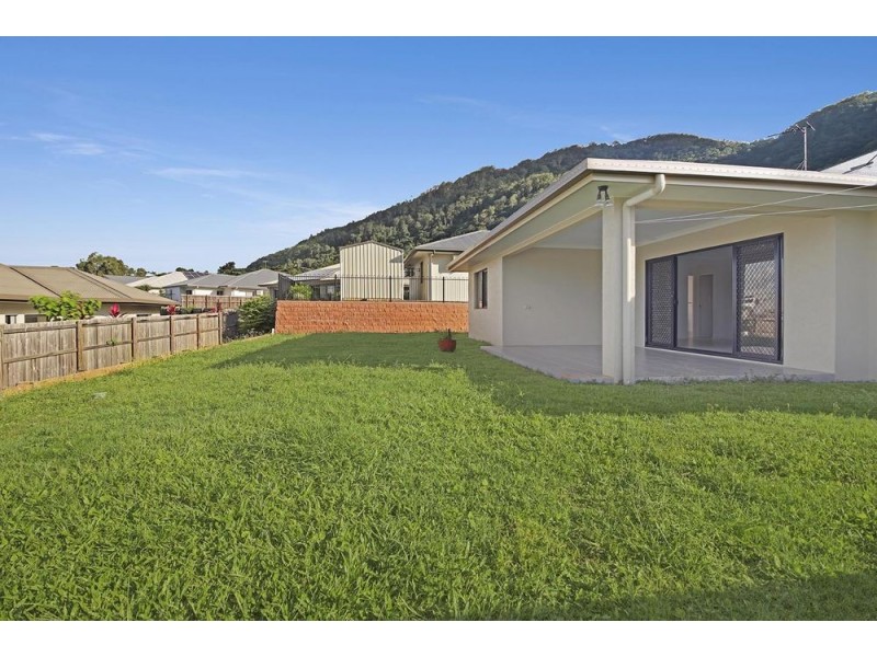 54 MCFARLANE DRIVE, Kanimbla QLD 4870