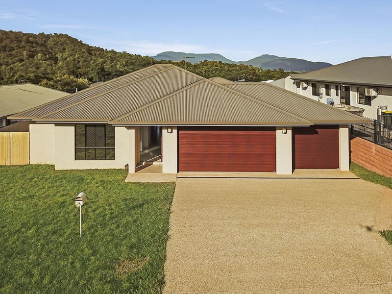 54 MCFARLANE DRIVE, Kanimbla QLD 4870