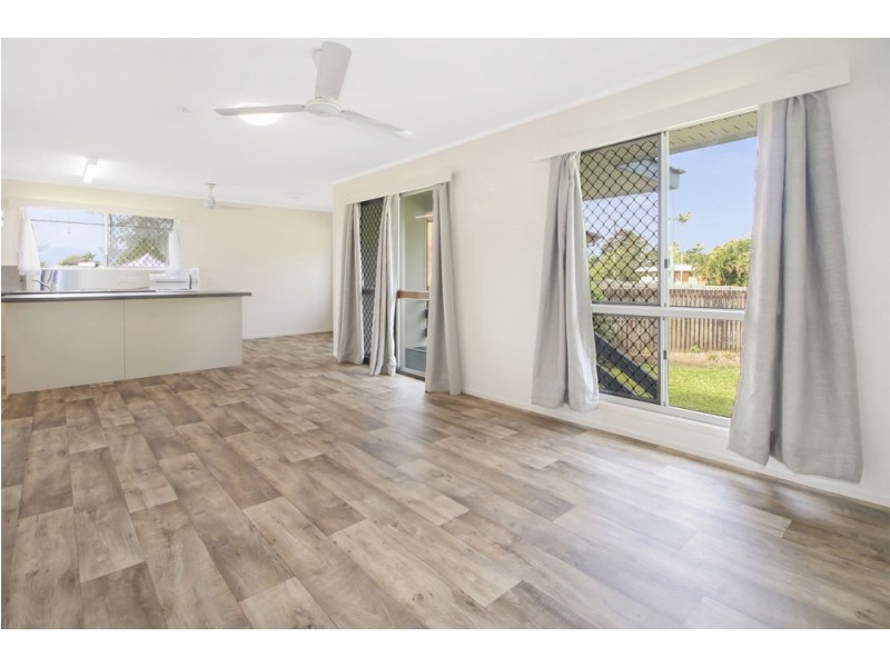 60 Jensen Street, Manoora QLD 4870