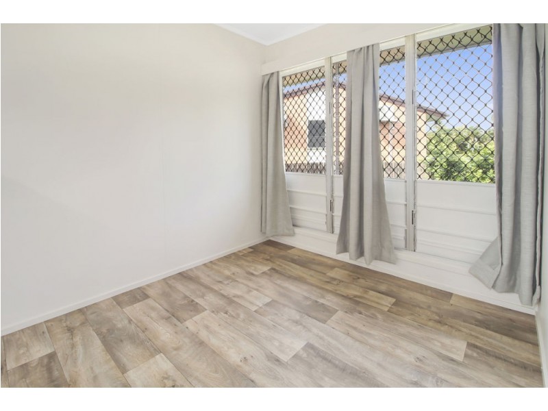 60 Jensen Street, Manoora QLD 4870