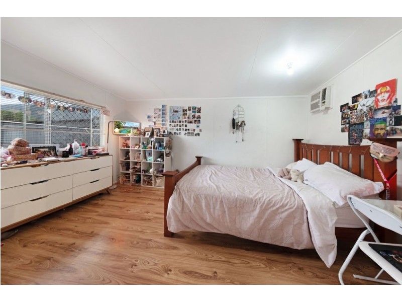 76 Richardson Street, Edge Hill QLD 4870