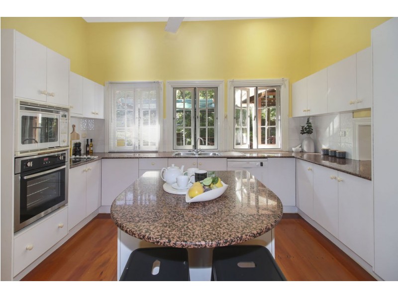 7 Stuart Street, Edge Hill QLD 4870