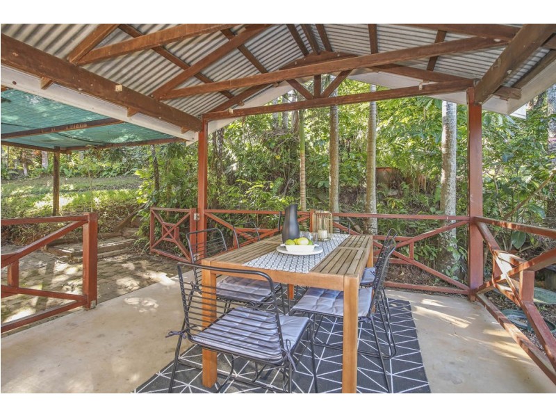7 Stuart Street, Edge Hill QLD 4870