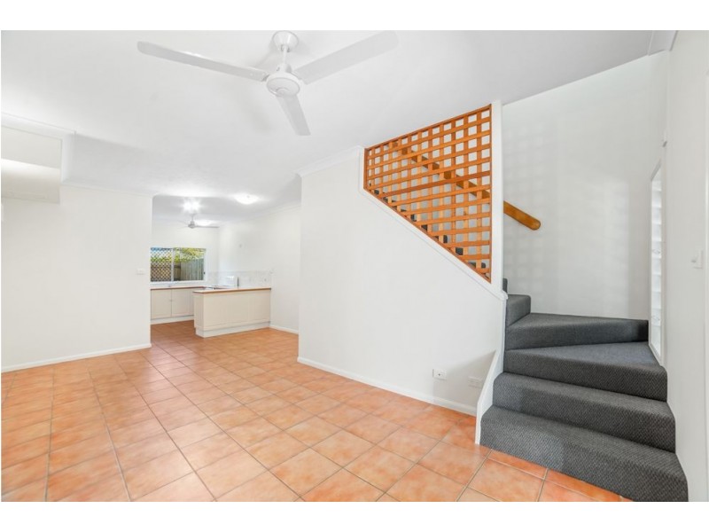 5/16-18 Corkill Street, Freshwater QLD 4870