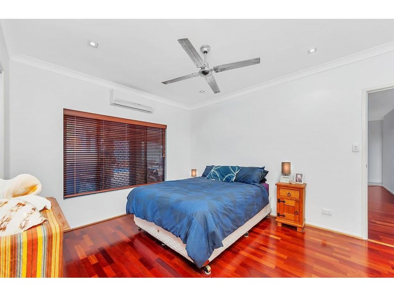 7 Bayu Close, Redlynch QLD 4870