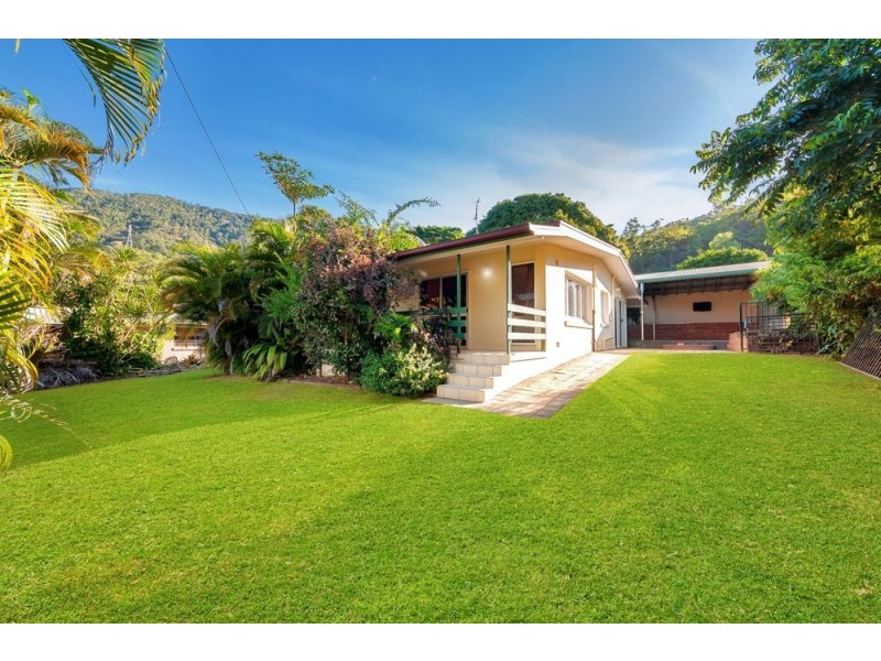 7 Marti Street, Bayview Heights QLD 4868