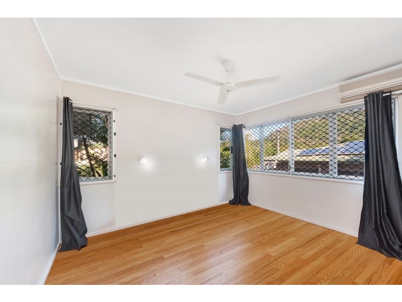 7 Marti Street, Bayview Heights QLD 4868