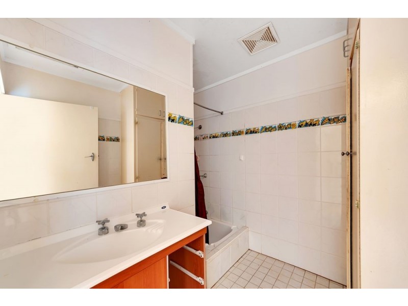 7 Marti Street, Bayview Heights QLD 4868