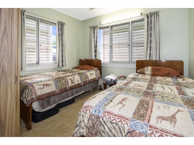 8 Arena Close, Bayview Heights QLD 4868