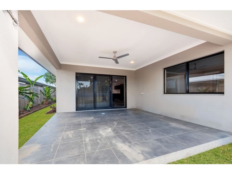 14 Midship Street, Trinity Beach QLD 4879
