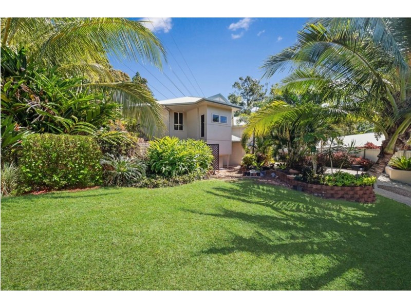 4 Palmer Rise, Brinsmead QLD 4870