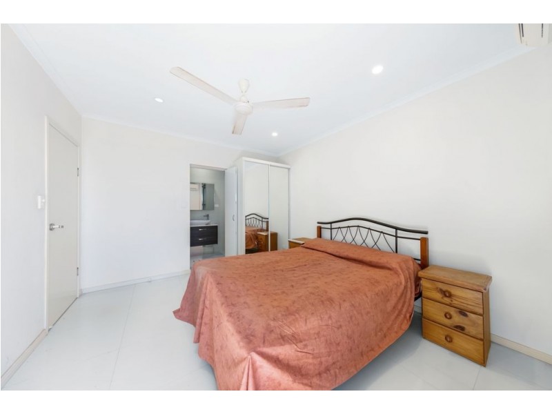4 Palmer Rise, Brinsmead QLD 4870