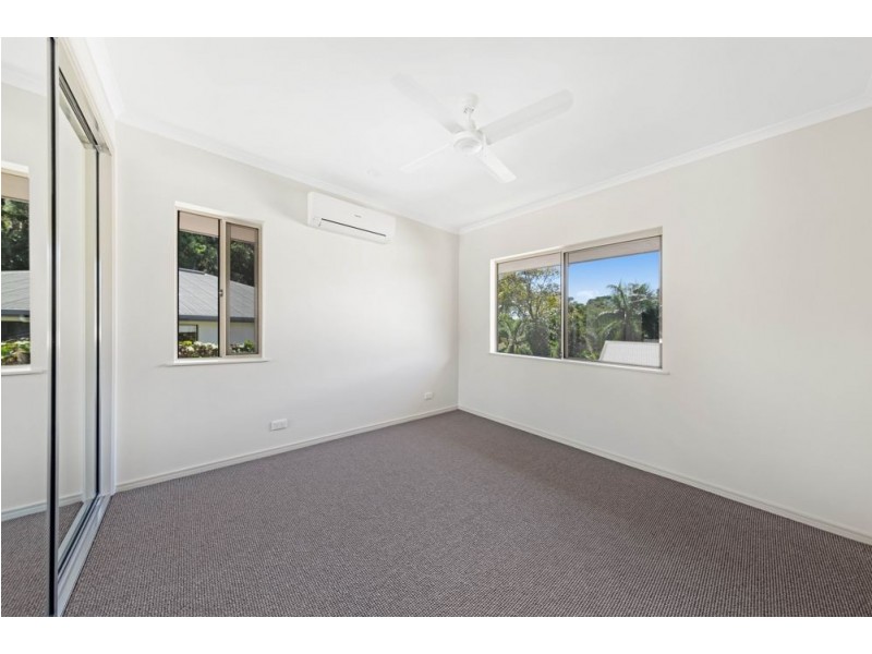 4 Palmer Rise, Brinsmead QLD 4870