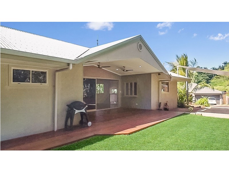 4 Palmer Rise, Brinsmead QLD 4870