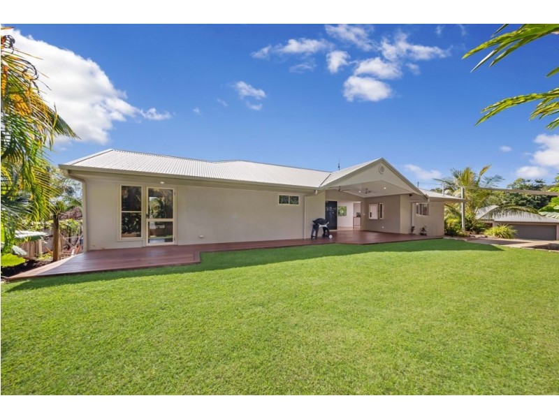 4 Palmer Rise, Brinsmead QLD 4870