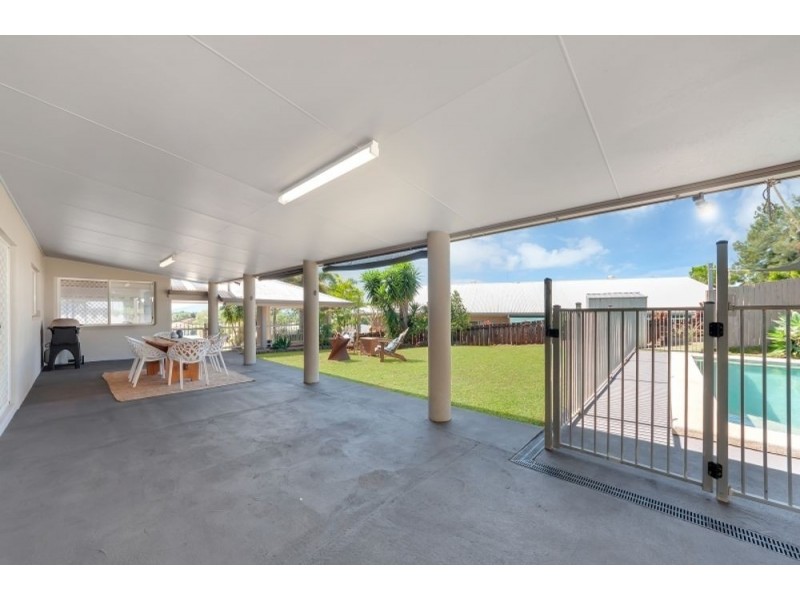 13 Barcoo Close, Bentley Park QLD 4869