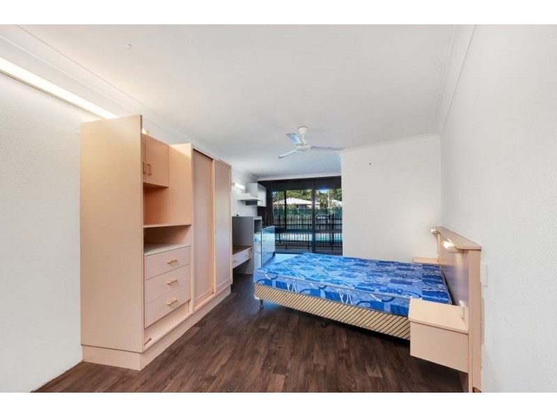 12/261-265 Sheridan Street, Cairns North QLD 4870